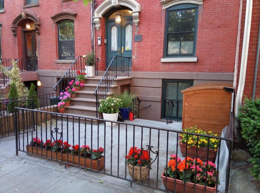 Historic 1869 Brownstone 15 Min To Nyc Downtown Apartment Jersey City Exterior photo